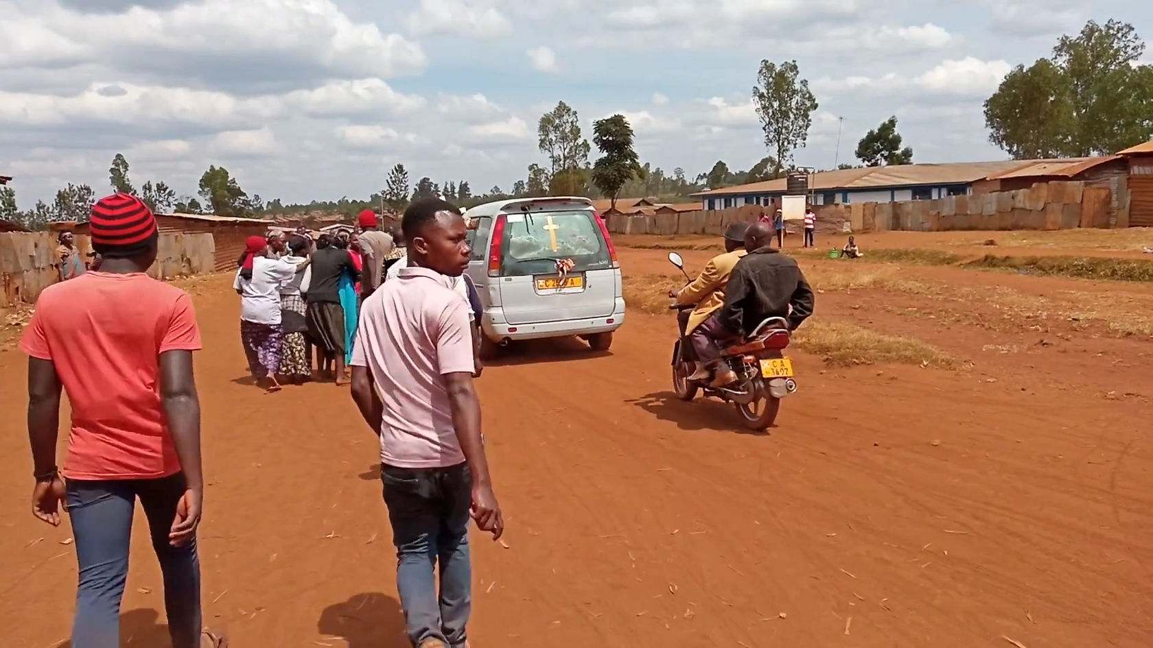 Maziko ga baba Mukome Kabemba (VID_20180626_122201)